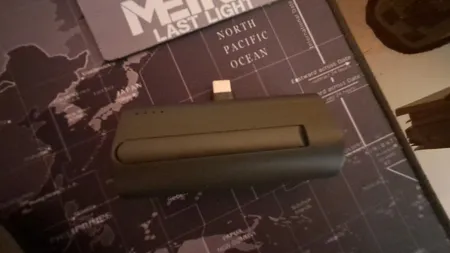 پاوربانک یونیوو مدل UN5000 USB-C ظرفیت 4500 میلی آمپر ساعت