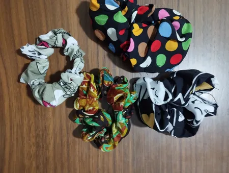 کش مو زنانه مدل اسکرانچی ساتن بسته 4 عددی