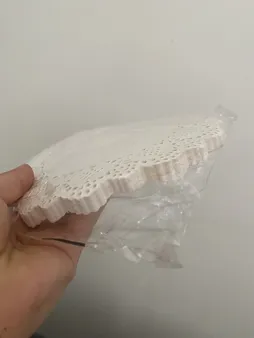 کاغذ شیرینی پزی طرح گیپور مدل DOYLEYS بسته 100 عددی