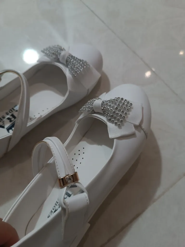 کفش دخترانه مدل نگینی کد AR-WHDM85