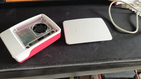 قاب برد رزبری پای مدل Case Pi 5