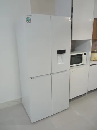 یخچال و فریزر ساید بای ساید 28 فوت ایکس ویژن مدل TF541-AWD/ASD
