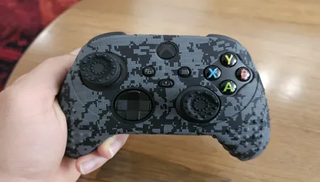 محافظ دسته ایکس باکس سریز X/S اسپارک فاکس مدل FPS EDITION W20P502