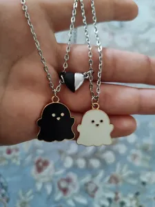 تجریه خرید گردنبند مدل روح آهنربایی بسته 2 عددی