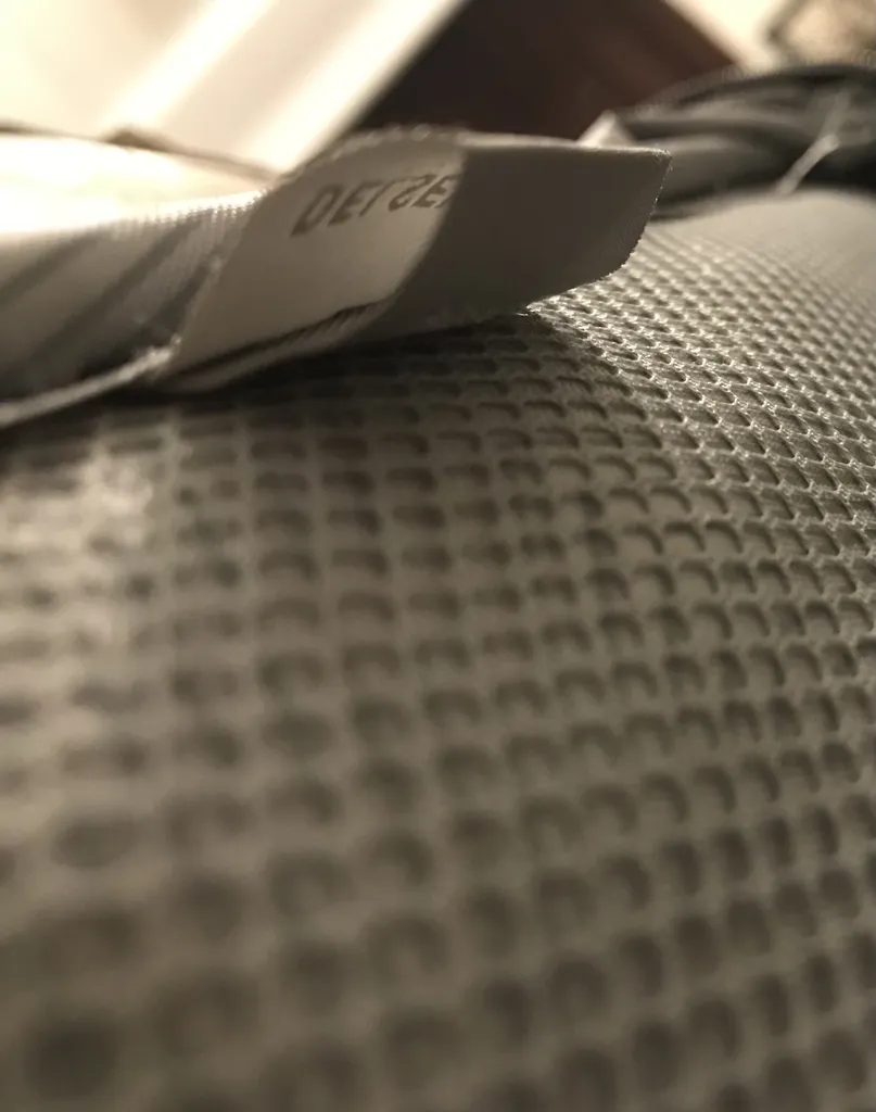 چمدان دلسی مدل  CAZCO کد 3906821 سایز بزرگ