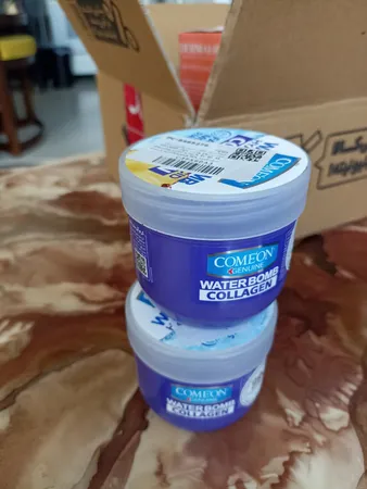 کرم آبرسان کامان سری واتربمب مدل COLLAGEN حجم 200 میلی‌لیتر