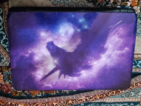 استیکر لپ تاپ کد uni-corn01 به همراه برچسب حروف فارسی کیبورد