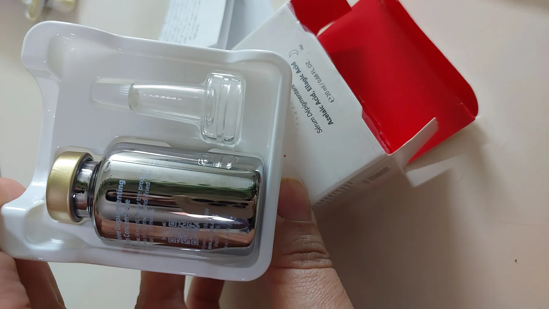 سرم روشن کننده آردن مدل AZELLAGIC حجم 20 میلی لیتر