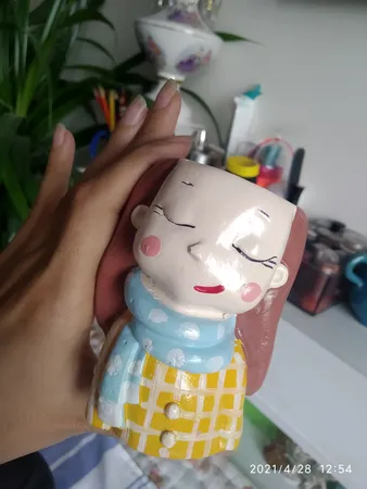 گلدان طرح دختر مدل DG022-26 مجموعه 4 عددی