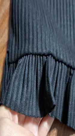 تاپ زنانه مدل چین دار کد Z01