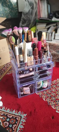 استند لوازم آرایشی مدل 06