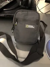 تجریه خرید کیف رودوشی نشنال جئوگرافیک مدل 1400093 - N18382