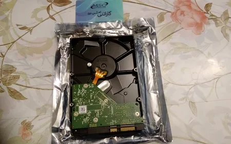 هارد دیسک اینترنال وسترن دیجیتال مدل WD BLUE WD5000AAKX ظرفیت 500 گیگابایت