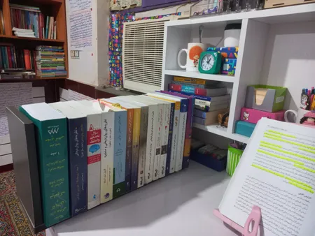 کتابخانه رومیزی دایان مدل آبان