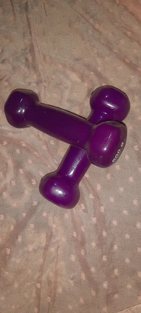 دمبل مدل Uu7 وزن نیم کیلوگرم بسته 2 عددی