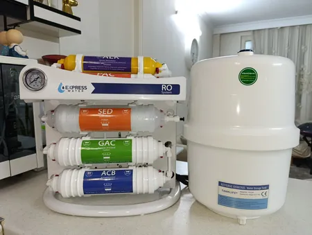 دستگاه تصفیه کننده آب اکسپرس واتر مدل Ex1050