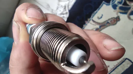 شمع خودرو دنسو مدل سوزنی کد 4IK20 بسته 4 عددی