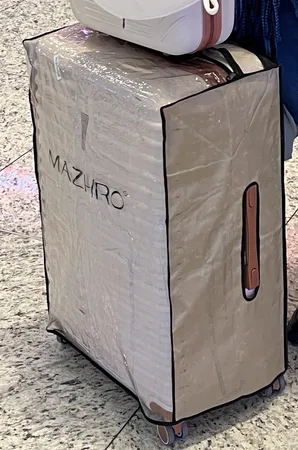 چمدان ماژرو مدل لوتوس سایز بزرگ ارتفاع 75 سانتی متر