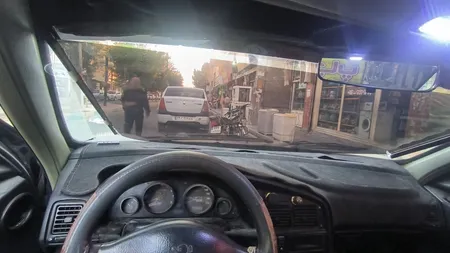 آفتابگیر رولی شیشه جلو خودرو مدل R45