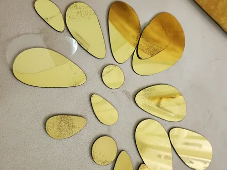 آینه پلکسی گلس آماتیس مدل سنگ های رودخانه