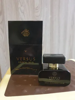 ادوپرفیوم زنانه فراگرنس ورد مدل Versos حجم 100 میلی لیتر