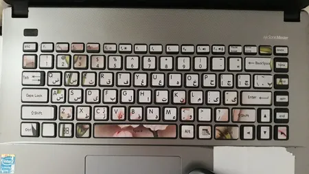 استیکر لپ تاپ کد D01 به همراه برچسب حروف فارسی کیبورد