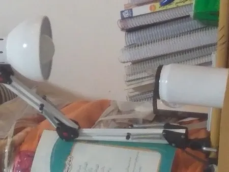 چراغ مطالعه بوستانچی مدل EN-111 همراه با لامپ  ال ای دی 7 وات E27