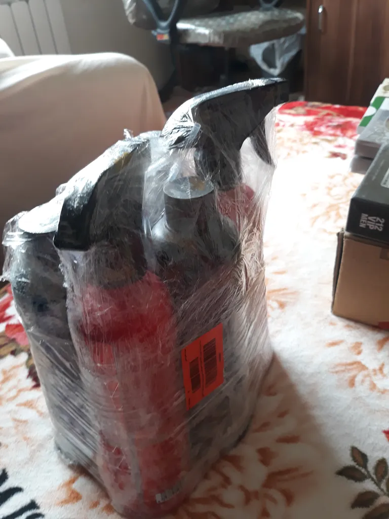 ست کامل صفر شویی و نگه داری و تمیز کننده خودرو یاتاش کد 48 مجموعه 6 عددی