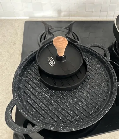 همبرگر زن دستی نالینو مدل 001