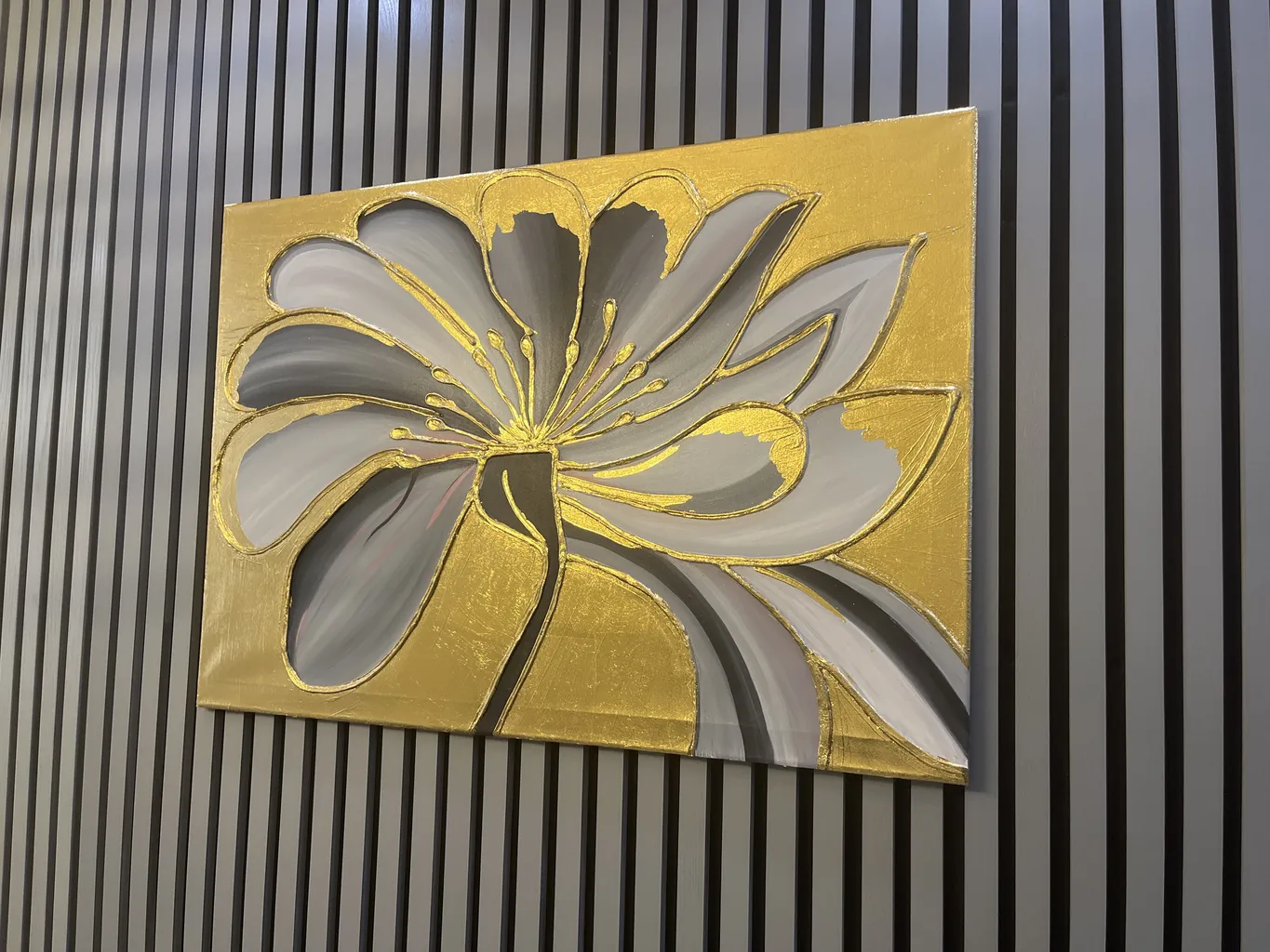 تابلو نقاشی ورق طلا طرح گل دکوراتیو کد 740