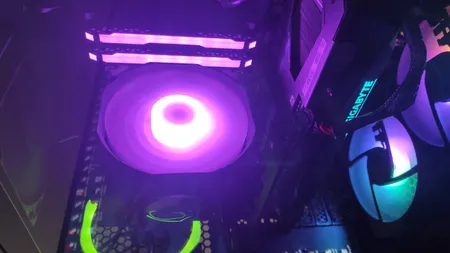 فن کیس گرین مدل GF120RGB