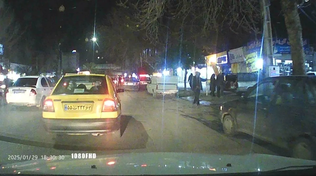 دوربین ثبت وقایع خودرو کلارو مدل CL-22