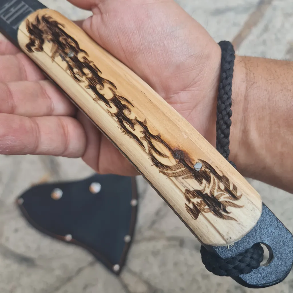 تبر سفری مدل تبر سفری مدل AXE022