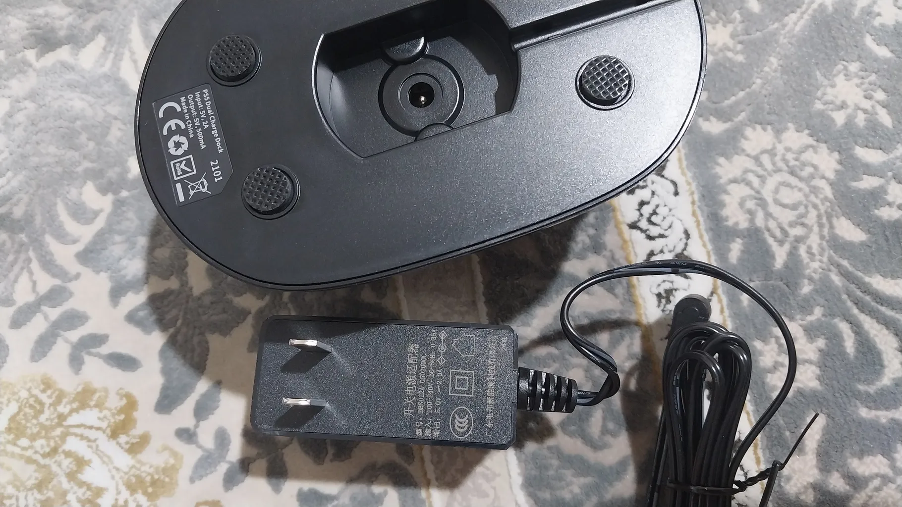 پایه شارژ دسته بازی پلی استیشن 5 اسپارک فاکس مدل 015094