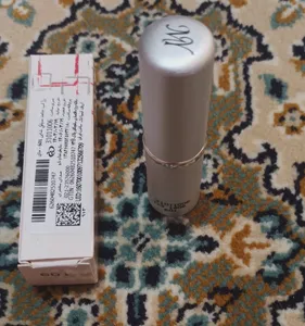 تجریه خرید رژ لب جامد مای مدل سیلکی شاین شماره 601