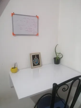 میز تحریر و لپ تاپ تاشو دیواری مدل K-114