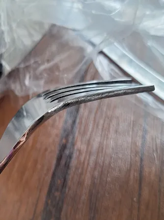 سرویس قاشق و چنگال 12 پارچه صنایع استیل ایران مدل مودنا کد 104