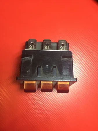 کلید سه پل مدل تک حالته چراغدار