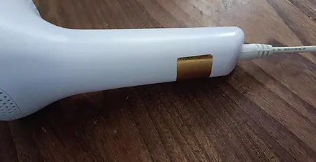 لیزر موهای زائد بانوان ایکسول مدل S-550