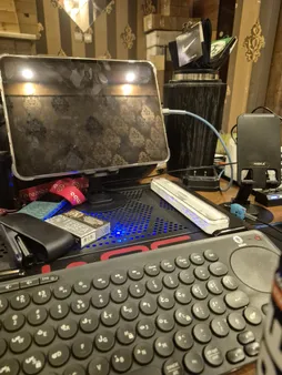 پایه نگهدارنده گوشی موبایل و تبلت هیسکا مدل HK-2014