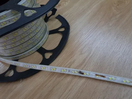 ریسه ال ای دی مدل 5730 طول 50 متر