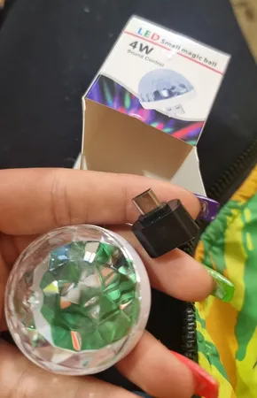 رقص نور مدل اسمال مجیک بال LED به همراه تبدیل OTG مجموعه 4 عددی