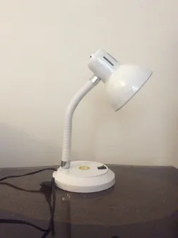 چراغ مطالعه کد R771