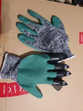 تجریه خرید دستکش باغبانی مدل  چنگک دار دوقلو 01