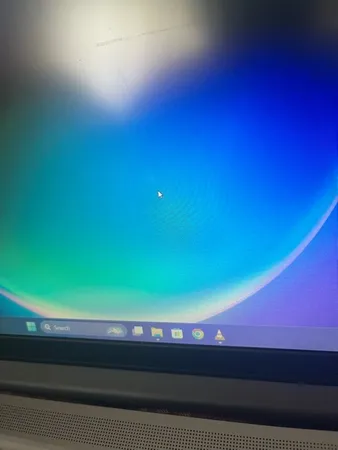 لپ تاپ 15.6 اینچی لنوو مدل IdeaPad Slim 3 15IRU8-i3 1315U-8GB LPDDR5 4800MHz-256GB SSD-TN