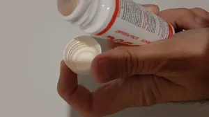 تجریه خرید ضد تعریق درایسول مدل Extra Strength  مناسب برای زیر بغل و کف دست و پا  حجم 35 میلی لیتر