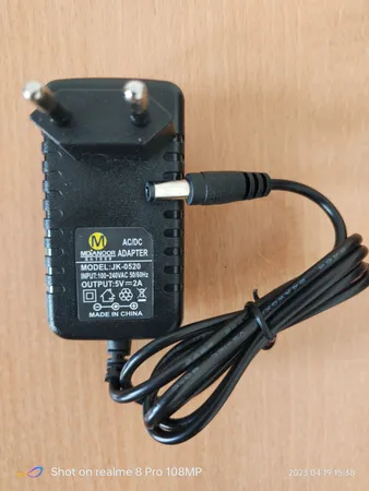 آداپتور 5 ولت 2 آمپر مدیا نور مدل 2021