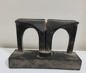 تجریه خرید تندیس تندیس و پیکره شهریار طرح سر در دانشگاه تهران کد MO3000