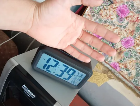 ساعت رومیزی اسمارت کلاک مدل TCK-18 کد K21