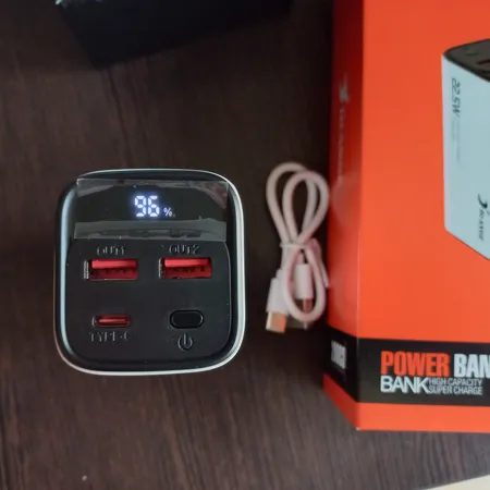 پاوربانک 22.5 وات آیرنج مدل U 22 ظرفیت 20000 میلی‌آمپرساعت